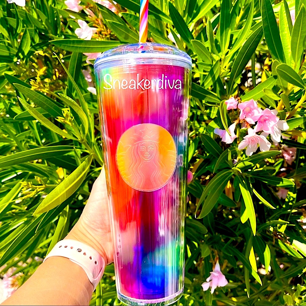 🌈NEW✨Starbucks pride🌈Rainbow dome Venti tumbler